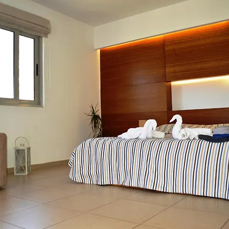 Hotel Bay & 3*