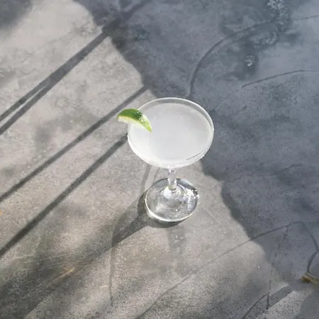 מלון Bay & 3*